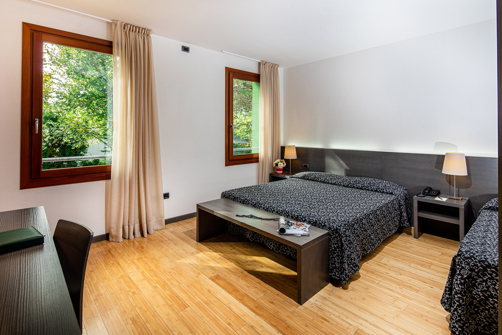 media.Camere_Economy2_Hotel_LaPergola_Lignano